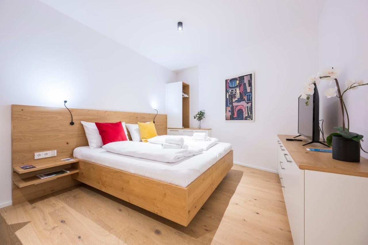 Luxury Suites Renngasse Вена Экстерьер фото