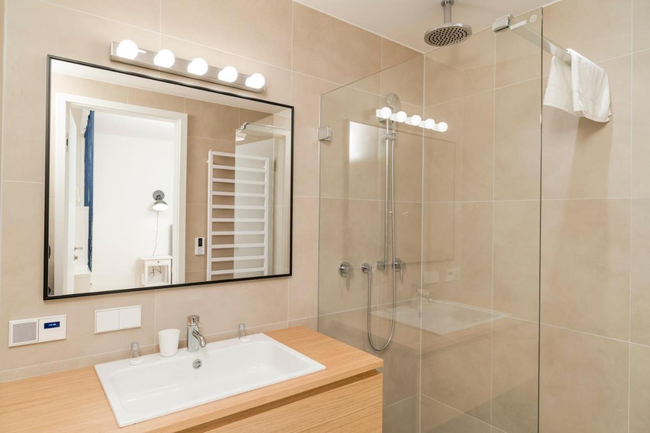 Luxury Suites Renngasse Вена Экстерьер фото