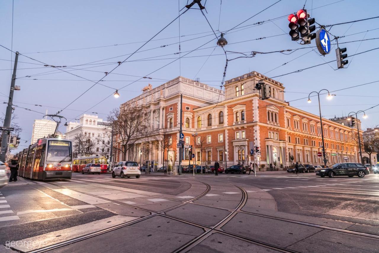 Luxury Suites Renngasse Вена Экстерьер фото